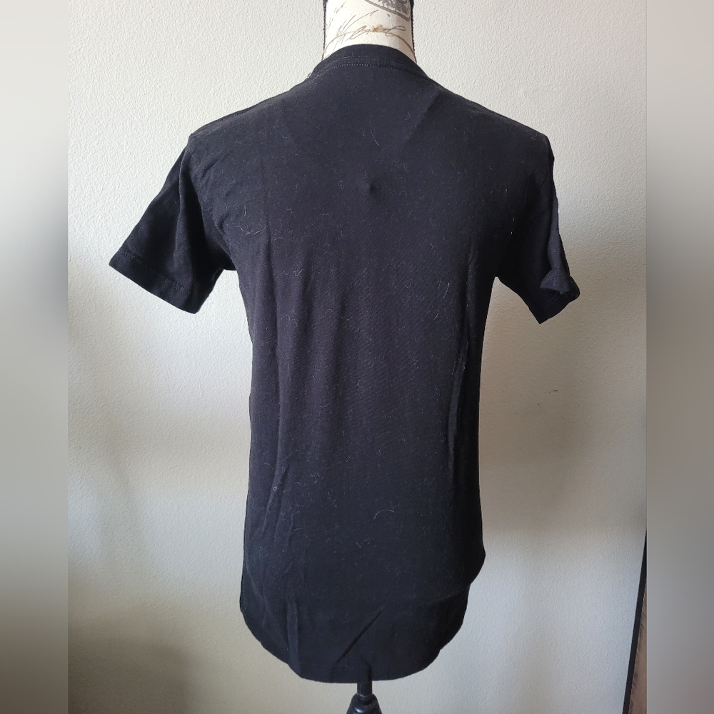 *SOLD* Hot Topic FNAF Tee - Picture 3 of 6